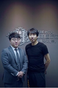 聚美优品高级副总裁刘惠璞韩国HEBE赫铂国际株式会社指导工作