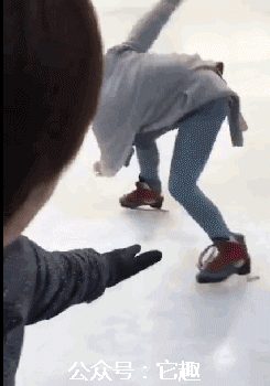 搞笑趣事:这是天生溜冰的料,很多教练都得跟你学习