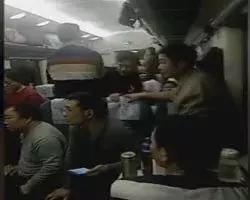 5人吃饭4人喝酒剩下1人滴酒未沾来开车，结果交警把司机处理了…