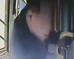 5人吃饭4人喝酒剩下1人滴酒未沾来开车，结果交警把司机处理了…