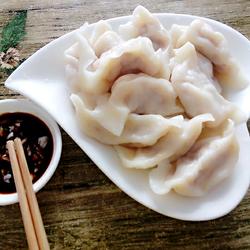 主食之榆黄菇猪肉饺子