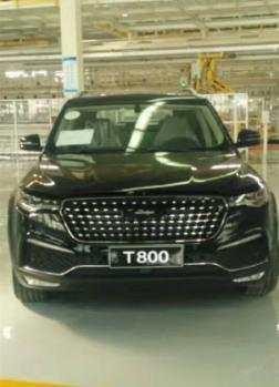 众泰T800实车到店，比原版路虎还夸张，网友：众泰变成搬运工了