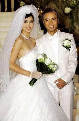 低调了26年，没想到李克勤老婆这么美！怪不得连周慧敏都不要