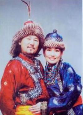 爆料：腾格尔女儿离世，腾格尔退出歌坛，女儿起名太大，承受不起