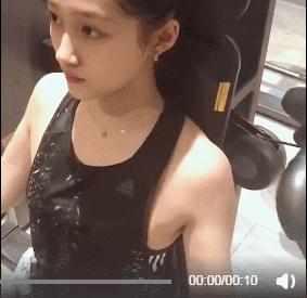 关晓彤晒素颜健身 身材匀称手臂纤细，“关大壮”真的瘦了？