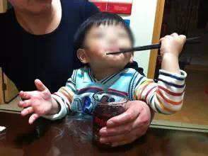 过年了, 千万别给孩子喝这个! 严重导致脑损伤