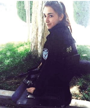 他们是白种人, 西方面孔, 但他们是地地道道中国