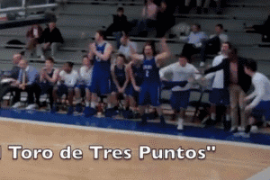 扒一扒nba替补席创意十足的庆祝动作,科比夸张神态成表情包!