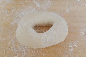 如何调制好吃的圆白菜虾皮素包子馅,白菜虾皮