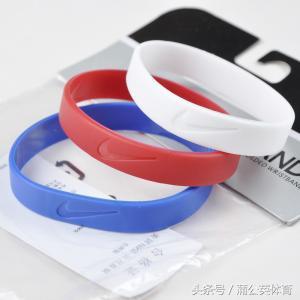打篮球时带手环是装X还是确有其用！