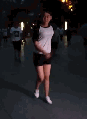 爆笑笑话:白菜有没有拱着不知道,反正养了20多年的猪肯定是丢了