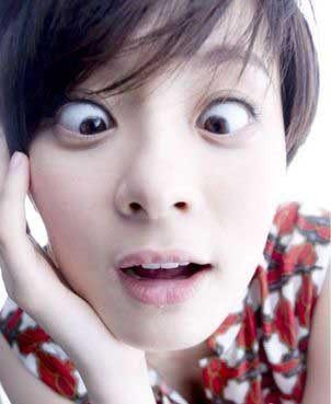 莫愁们"斗鸡眼"的瞬间,吴表情太吓人,鹿晗的风筝也是没谁了明星线英文图片