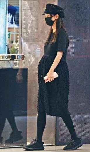 母亲生孩子到底有多痛？baby和孙俪坚持顺产，而她更令人佩服