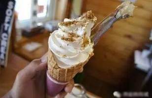 老干妈雪糕已经out啦！日本的这几款奇葩冰淇淋估计你不敢吃