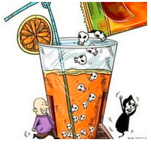 员工给老板下毒,理货员将药放入了老板的饮料