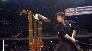 世界三大名刀之一日本武士刀的摆放及佩戴礼节简述