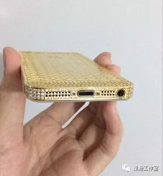 私人定制黄金满钻iPhone5s只卖1000块！钻石黄金这么不值钱？