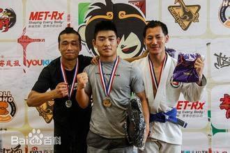 宋亚东替代刘平原出战UFC上海站!