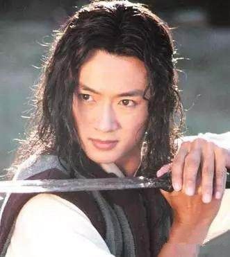 金庸武侠中12种剑法排名，金蛇剑法垫底，独孤九剑位居第二,?..