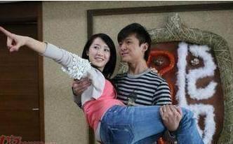 一直太忙,我和男友已经很久没那个了。晚上男友太兴奋