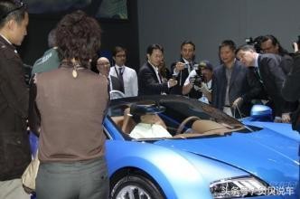 这辆车不简单，在中国只要独一一辆，连成龙也爱不释手