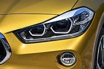 这台宝马SUV比Q3奔驰GLA帅，2.0T+8AT扭矩350还有丁字裤方向盘