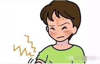 成年的男性、女性处于青春期,脖子上长小肉疙