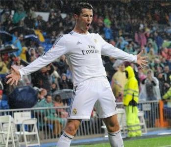 C罗这两点可媲美大罗?总裁若能拿世界杯冠军