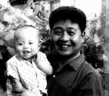 马季儿子,春晚导演,30岁开始主持,《奇葩说》爆红,今身家过亿