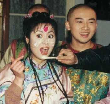 一组《还珠格格》幕后花絮照片