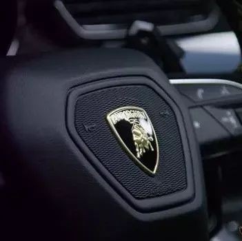 兰博基尼Urus最新预告视频 未来将出混动版本