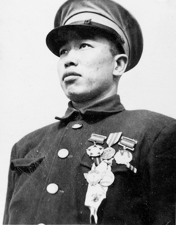 开国中将去世, 遗体为何一直被冰封12年, 迟迟不能火化下葬?