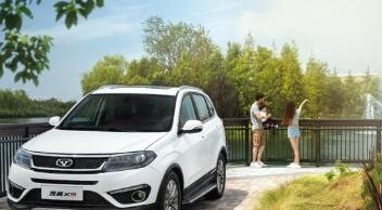 史上最具性价比的紧凑型都市SUV 8万元左右就能到手赶快行动吧！