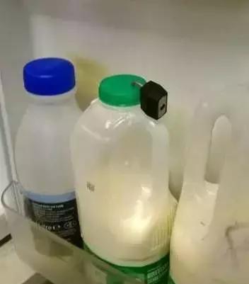 上了大学之后才知道女同学这么凶残,女生宿舍