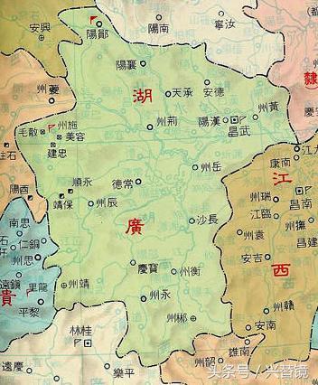 当年相当于六个省, 以湖为界划成了两个省, 弄得简称很麻烦