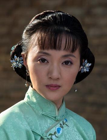 《大宅门》三部曲走出的美女现状：成影后、整容，一部比一部差？