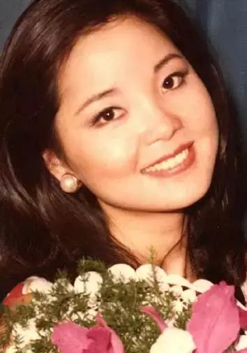 四五十岁人的最深记忆,这些港台女歌手是多少