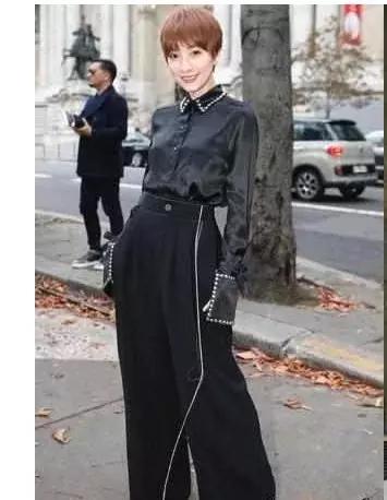 李宇春和范冰冰同现巴黎时装周, 一个美炸天, 一个却穿成灾难!