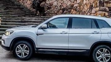 国产车长安CS75决定换车标, 结果变得更漂亮, 车内空间超越哈弗