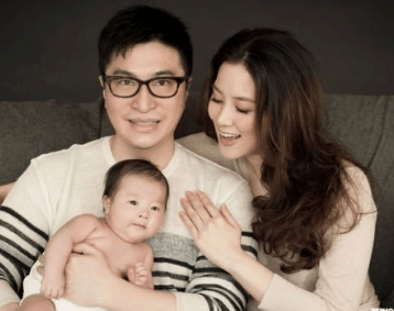 剖析: 当年李家诚与徐子淇花费7亿的世纪婚礼, 到底是怎么花的