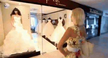 让你笑到怀疑人生的超级搞笑动图