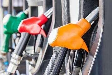 汽车加油还要选地方？中石油和中石化的汽油竟然不一样？