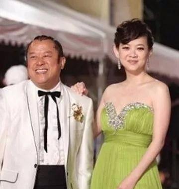明星曾志伟4个儿女都不靠爹,个个都能独当一面