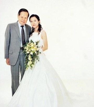 杨振宁林建名李坤城三人的爷孙恋谁更幸福? 90后单身继续狗年汪汪