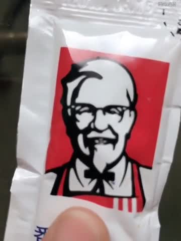 恶搞肯德基爷爷 我快笑抽了 不行 扶我一下