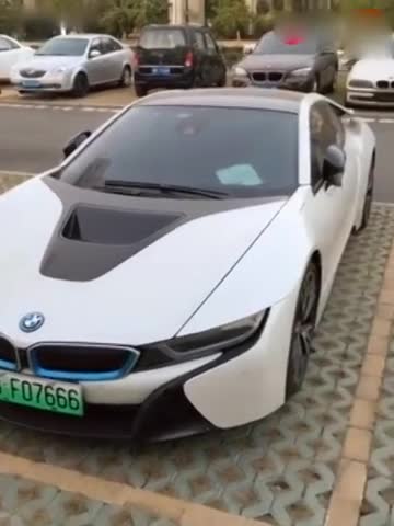 宝马纯电动跑车,目前没有超越的吧