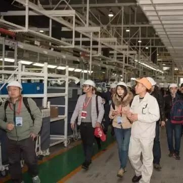 探秘众泰T300生产线 打造一款网红车真的不简单