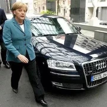 2000万的奥迪你见过吗？一块玻璃就可换辆宝马！