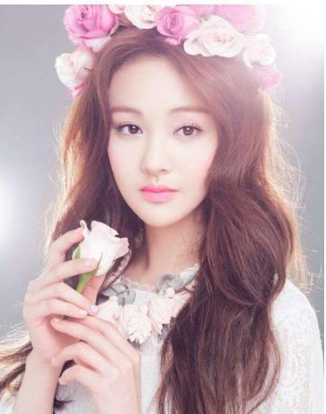 2018年十大当红小花旦, 赵丽颖只排第二, 她是