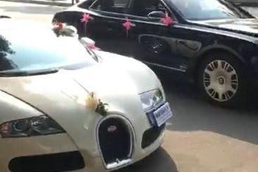 中国富豪结婚，请领事馆劳斯莱斯开路，后面跟着6300万的大神车